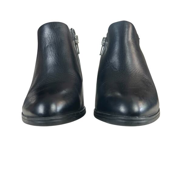 Clarks Artisan Ankle Boots Women Sz 5 M Black Leather BLock Heel Classic Booties - Picture 4 of 9